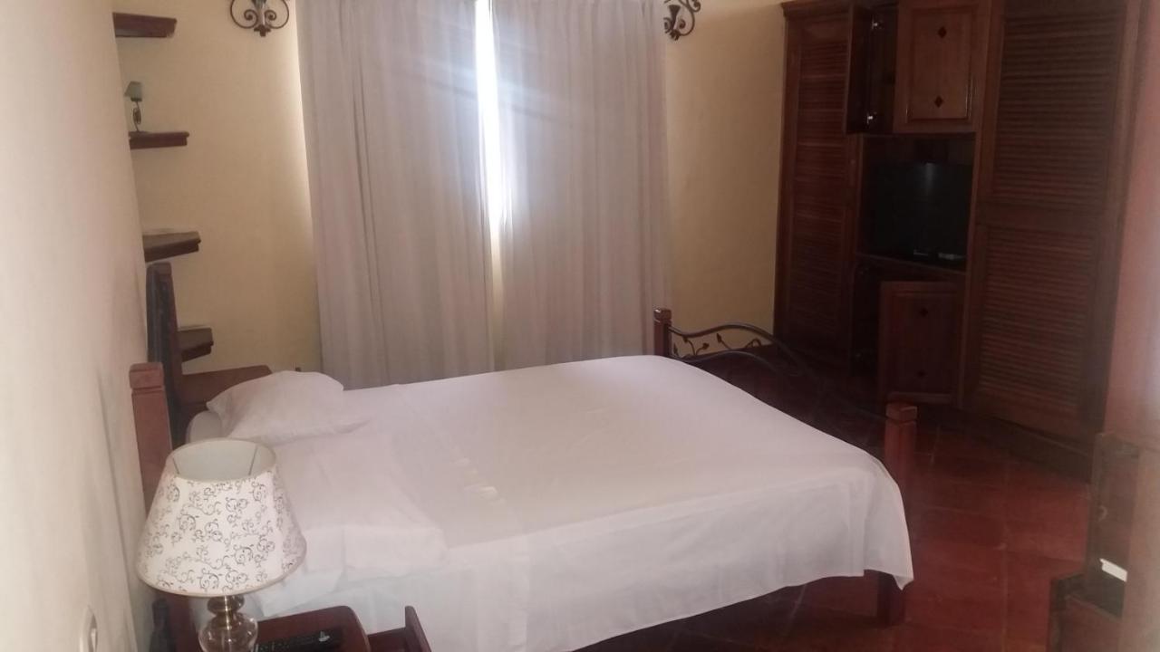 Residencial Las Palmeras De Willy Boca Chica Buitenkant foto